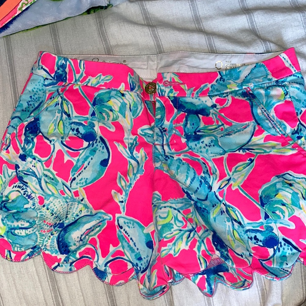 Lilly Pulitzer buttercup stretch shorts